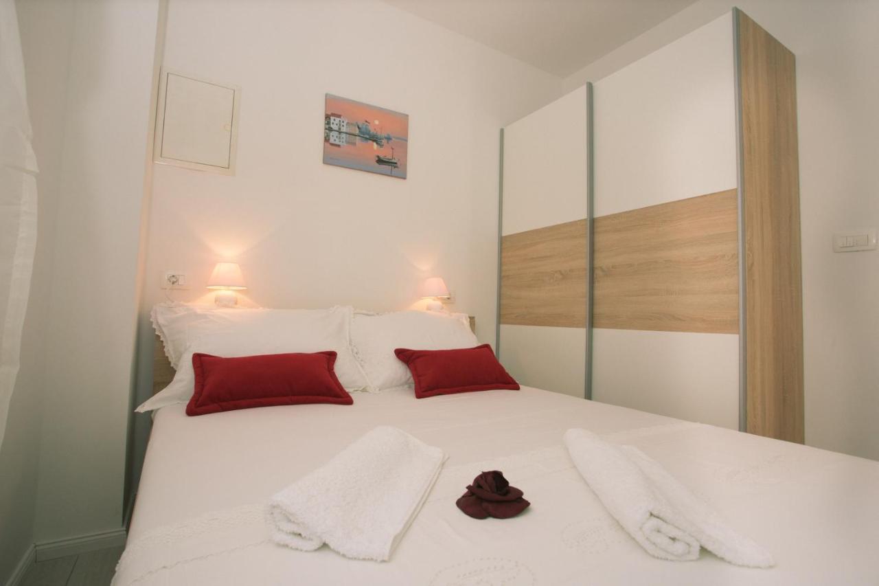 Apartments Kampanel Kaštela Εξωτερικό φωτογραφία